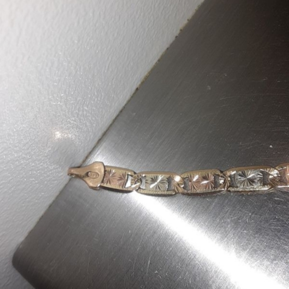 10k gicci link bracelet